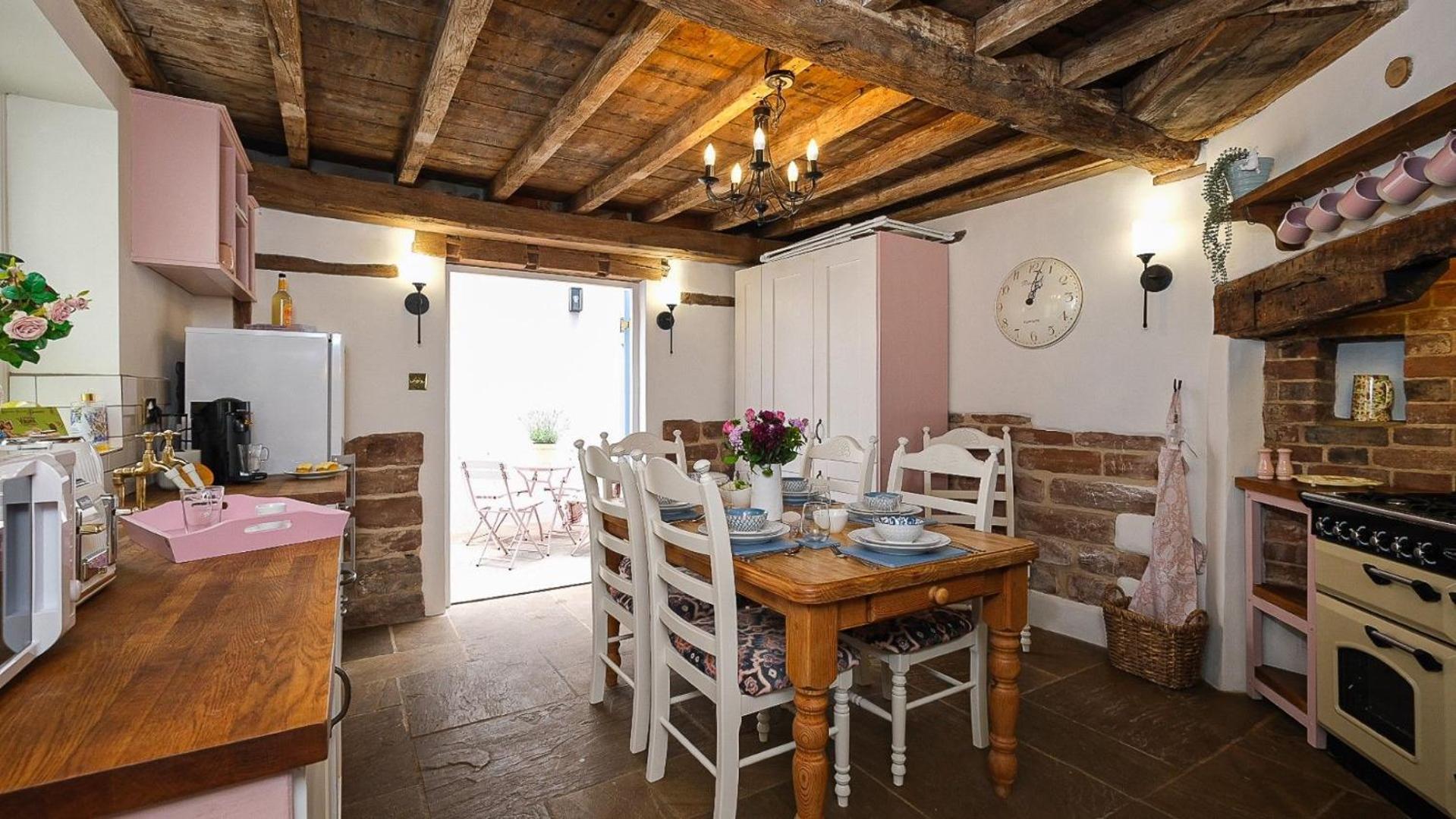Joe'S Cottage Bridgnorth Exterior photo